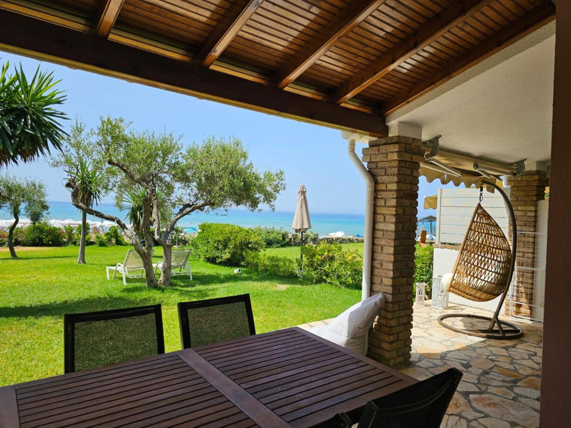 Glyfada Beachfront Apartment A3G Экстерьер фото