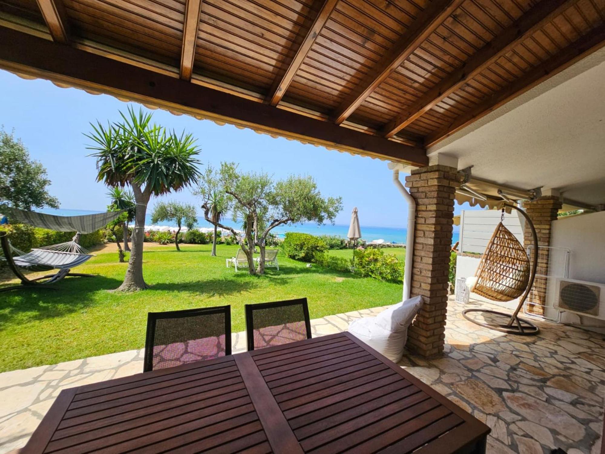 Glyfada Beachfront Apartment A3G Экстерьер фото