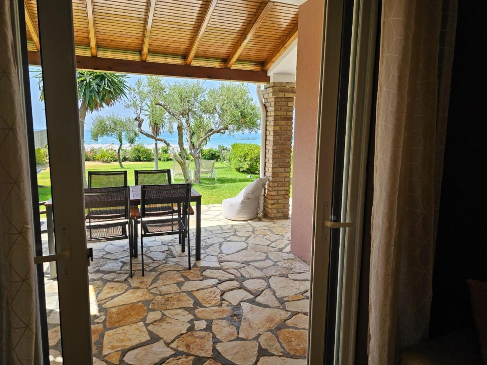 Glyfada Beachfront Apartment A3G Экстерьер фото