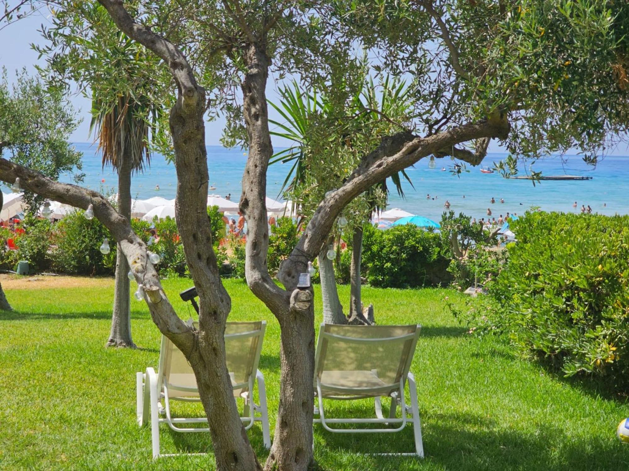 Glyfada Beachfront Apartment A3G Экстерьер фото